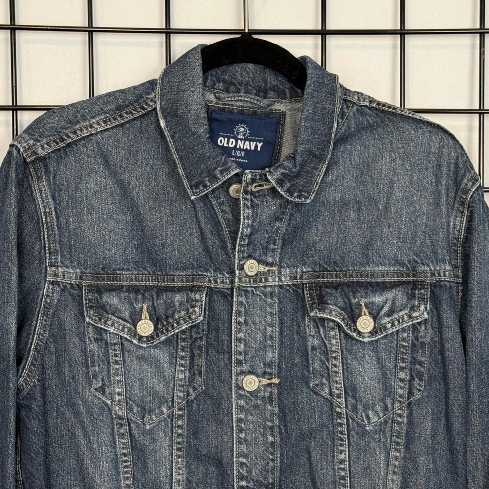 Old Navy Denim Trucker Jacket Womens Large Blue Workwear Streetwear Grunge Punk - Picture 2 of 11